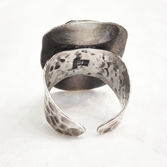 Vintage Oversized Sterling Silver Mid-Century Modern Fresh Water Pearl Ring - Picture 5 of 7